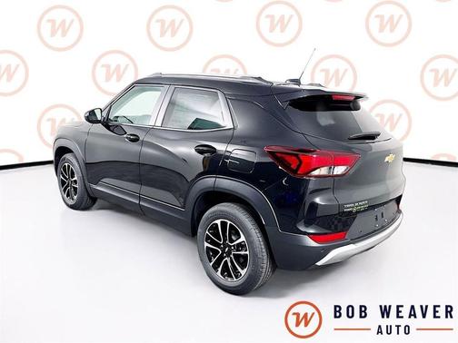 Mosaic Black Metallic 2026 Chevrolet Trailblazer LT