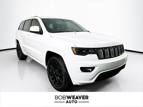 2022 Jeep Grand Cherokee Laredo