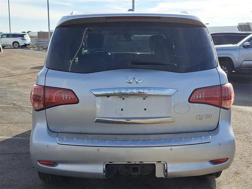 2017 INFINITI QX80 Base