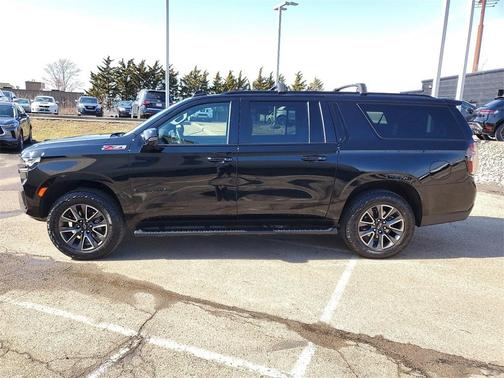 2023 Chevrolet Suburban Z71