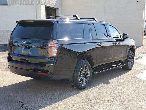 2023 Chevrolet Suburban Z71