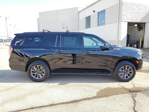 2023 Chevrolet Suburban Z71