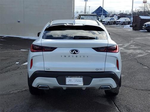 2025 INFINITI QX55 LUXE