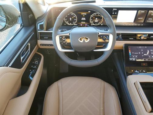 2025 INFINITI QX80 Luxe