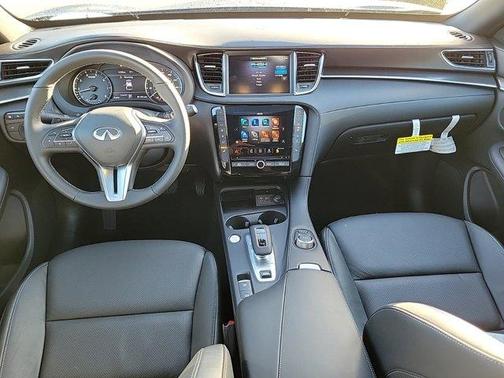 2025 INFINITI QX55 LUXE