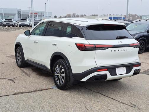 2023 INFINITI QX60 Pure