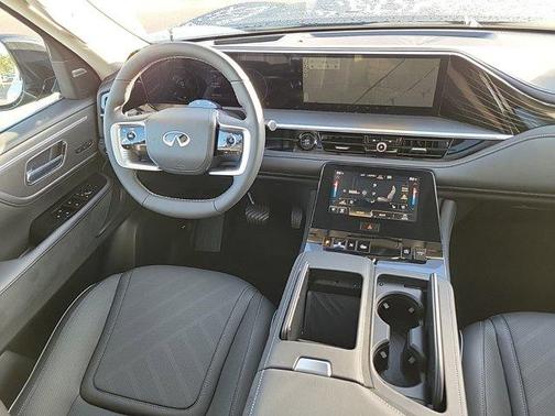 2025 INFINITI QX80 Luxe