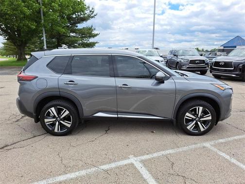 2021 Nissan Rogue SL