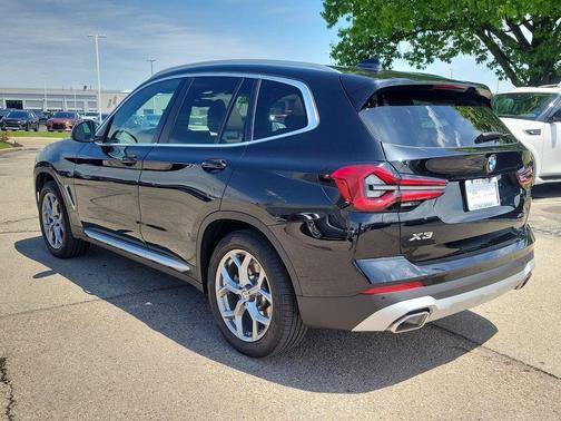 Black Sapphire Metallic 2024 BMW X3 xDrive30i