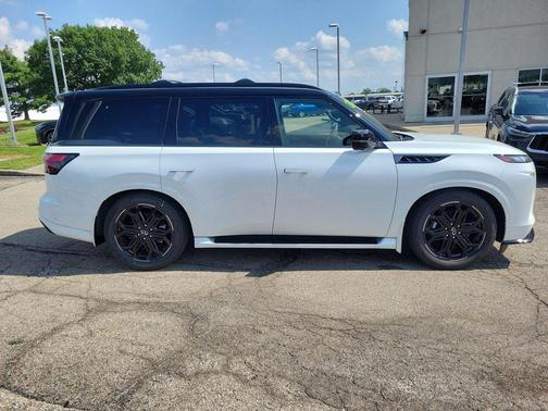 White / Black 2026 INFINITI QX80 SPORT