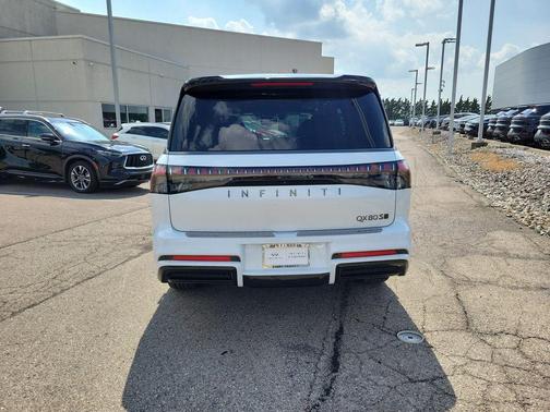 White / Black 2026 INFINITI QX80 SPORT