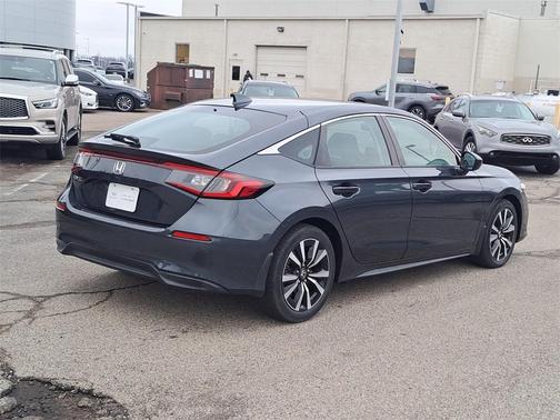 2022 Honda Civic EX-L