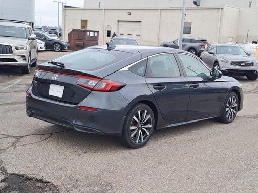 2022 Honda Civic EX-L