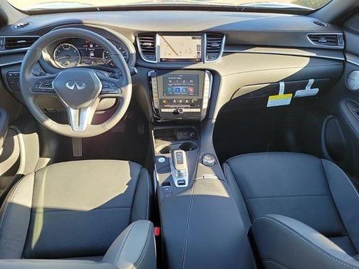 2025 INFINITI QX55 ESSENTIAL