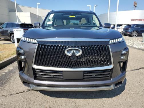 2025 INFINITI QX80 PURE