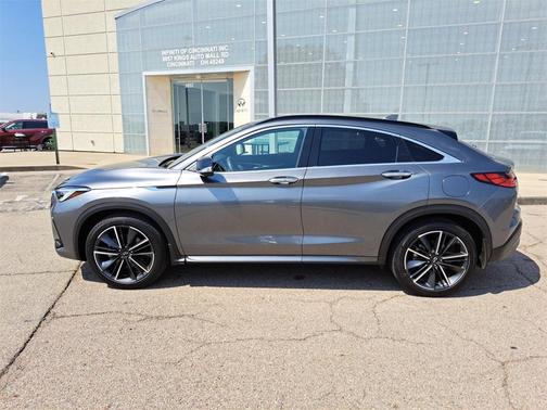 2025 INFINITI QX55 ESSENTIAL
