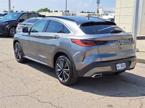 2025 INFINITI QX55 ESSENTIAL