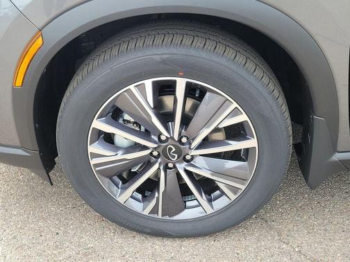Graphite Shadow 2027 INFINITI QX60 Luxe