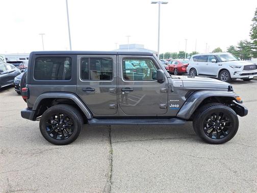 2022 Jeep Wrangler Unlimited 4xe Sahara
