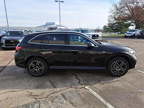 2025 Mercedes-Benz GLC 350e Base 4MATIC