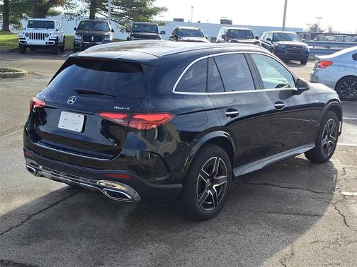 2025 Mercedes-Benz GLC 350e Base 4MATIC