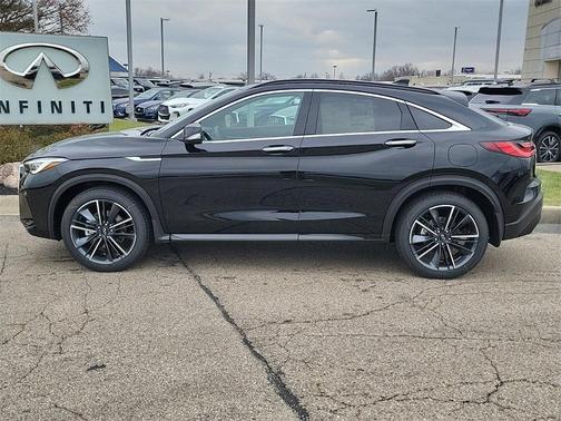 2025 INFINITI QX55 ESSENTIAL