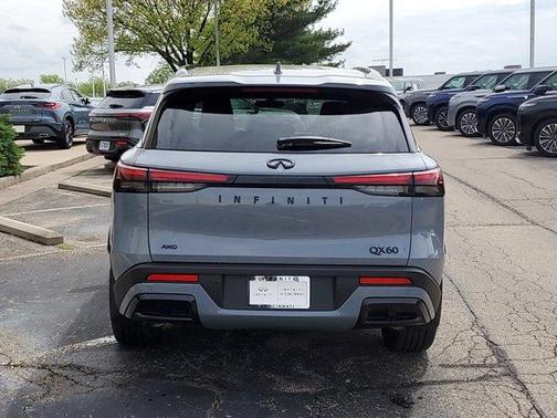2025 INFINITI QX60 Luxe