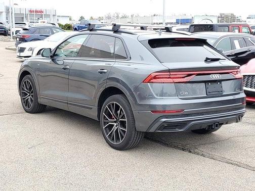2023 Audi Q8 55 Premium Plus