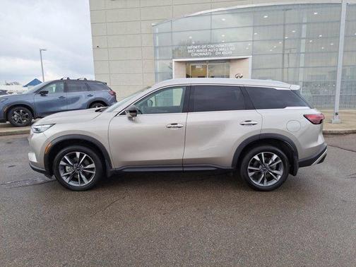 2025 INFINITI QX60 Luxe