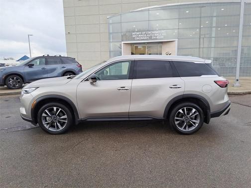 2025 INFINITI QX60 Luxe