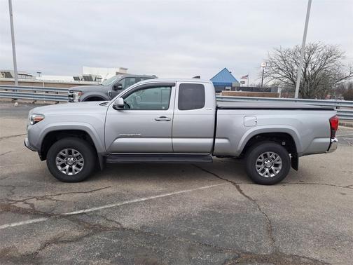 2018 Toyota Tacoma SR5