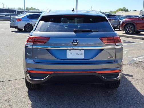 2021 Volkswagen Atlas Cross Sport 2.0T SE w/Technology