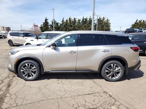 2025 INFINITI QX60 Luxe
