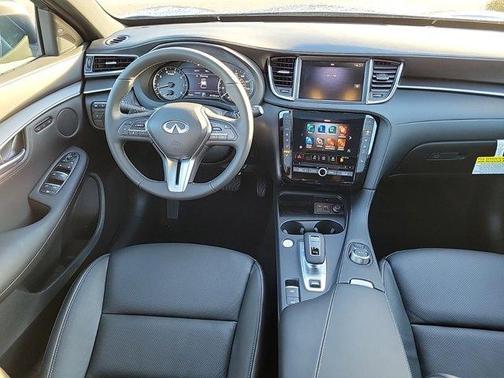 2025 INFINITI QX55 LUXE