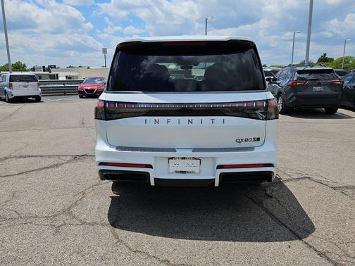 Radiant White 2026 INFINITI QX80 SPORT