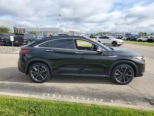 2023 INFINITI QX55 ESSENTIAL