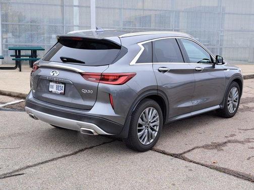 2024 INFINITI QX50 Luxe