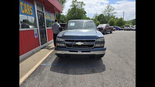 2007 Chevrolet Silverado 1500 LS Crew Cab