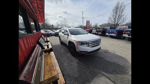 2019 GMC Acadia SLT-1