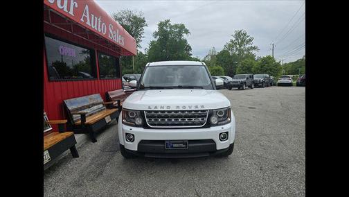 Fuji White 2015 Land Rover LR4 Base