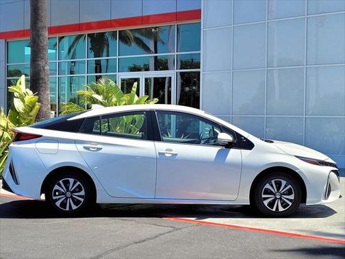 2018 Toyota Prius Prime Plus