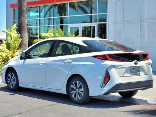 2018 Toyota Prius Prime Plus
