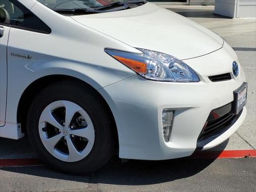 2015 Toyota Prius Two