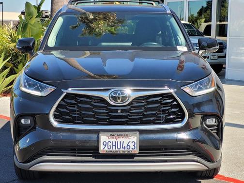 2023 Toyota Highlander Platinum