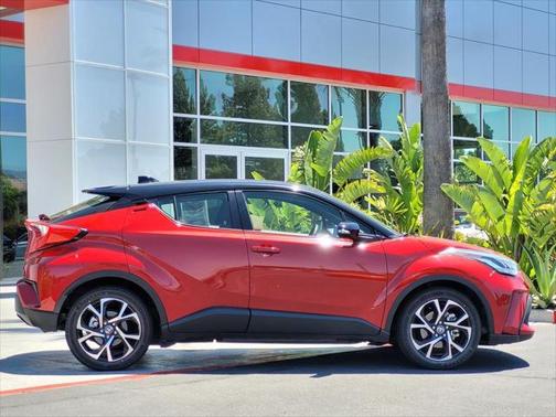 2020 Toyota C-HR XLE