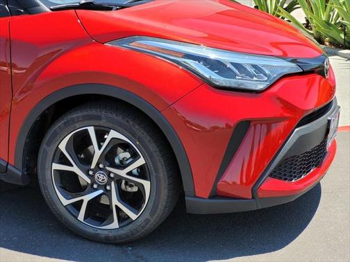 2020 Toyota C-HR XLE