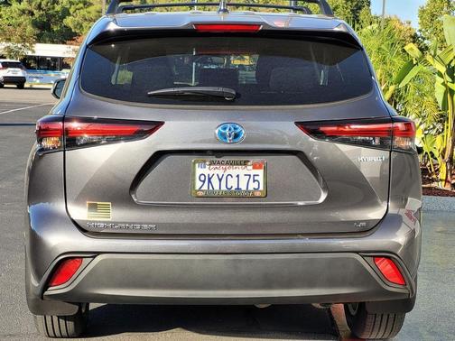 2024 Toyota Highlander Hybrid LE