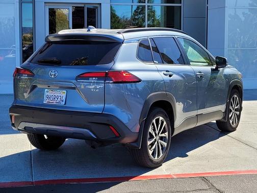 2023 Toyota Corolla Cross XLE