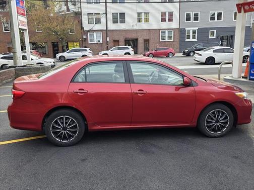 2012 Toyota Corolla LE