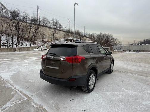 2013 Toyota RAV4 LE
